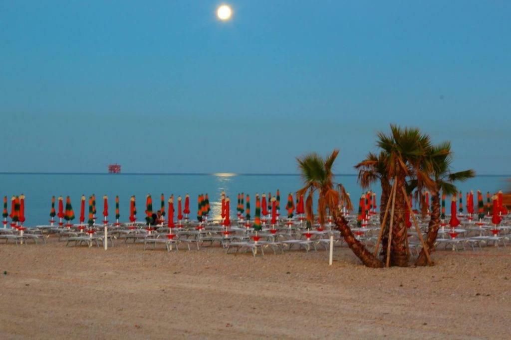 Monolocali B&B Santa Maria Apparente ชิวิตาโนวา มาร์เค ภายนอก รูปภาพ